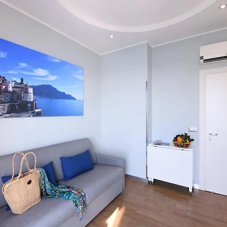 Ξενοδοχείο με διαμερίσματα Casamalfi Vista Mare 3*